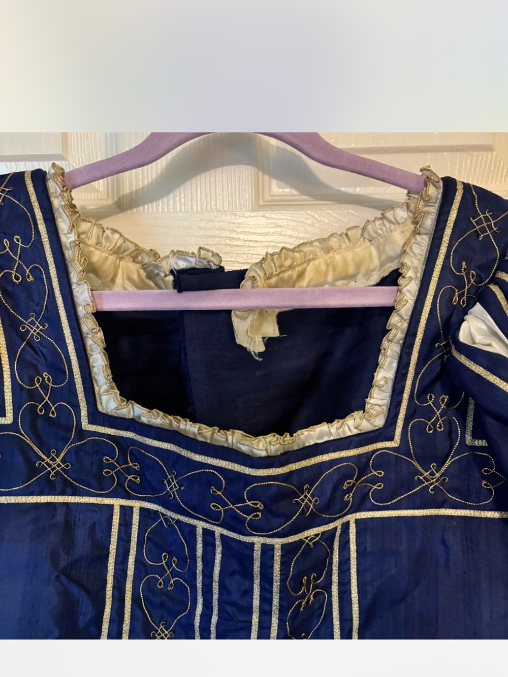 Handmade renaissance reenactment dress - Picture 8 of 9